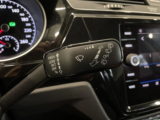 Volkswagen Touran - Afbeelding 19 van 30