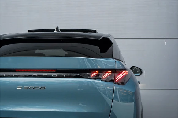 Peugeot e-3008 - Afbeelding 17 van 30