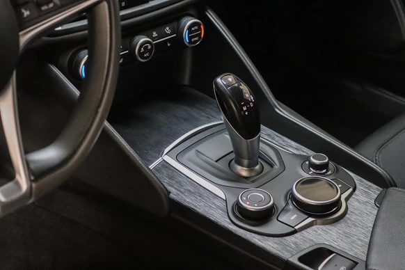 Alfa Romeo Giulia - Afbeelding 8 van 30