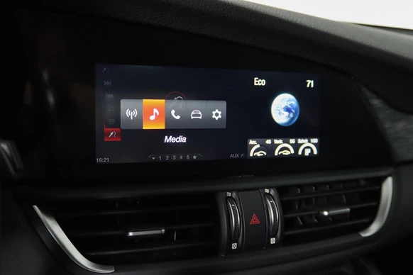 Alfa Romeo Giulia - Afbeelding 21 van 30