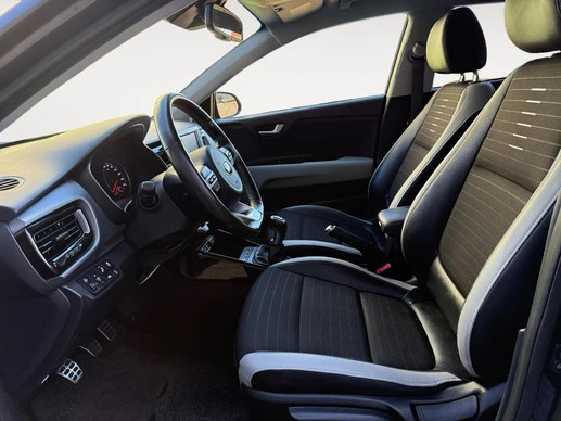 Kia Stonic - Afbeelding 11 van 25