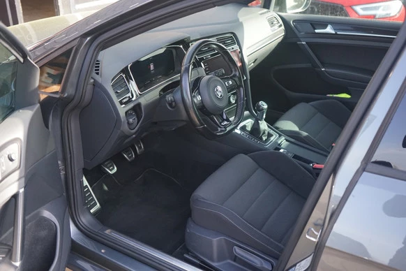 Volkswagen Golf - Afbeelding 8 van 30