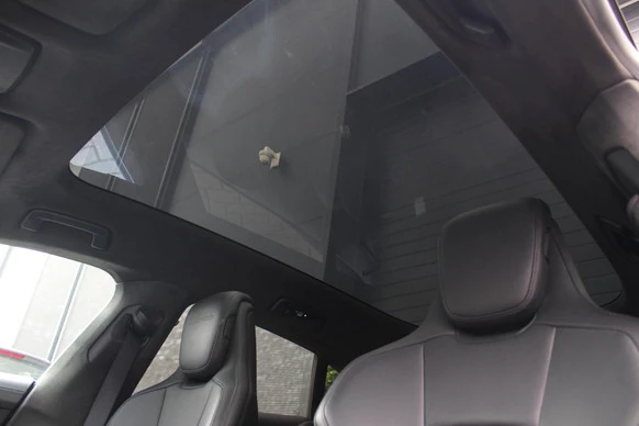 Porsche Taycan - Afbeelding 10 van 30