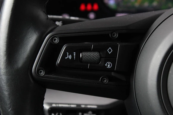 Porsche Taycan - Afbeelding 20 van 30