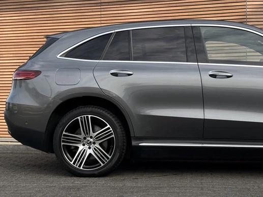Mercedes-Benz EQC - Afbeelding 16 van 30