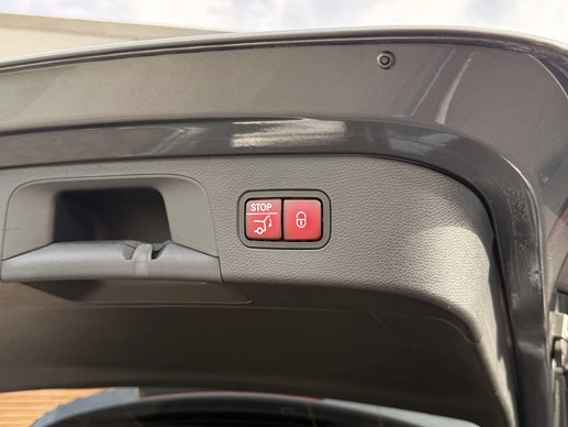 Mercedes-Benz EQC - Afbeelding 21 van 30