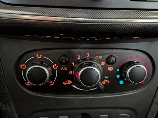 Dacia Logan - Afbeelding 16 van 21