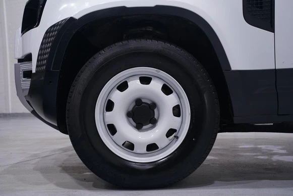 Land Rover Defender - Afbeelding 18 van 30