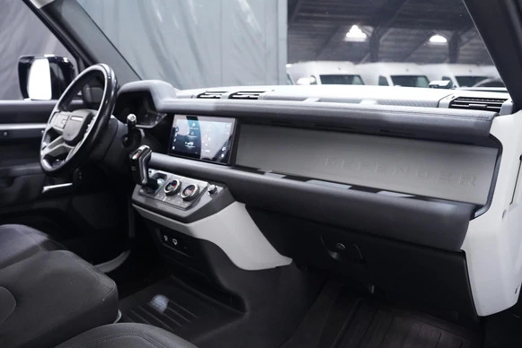 Land Rover Defender - Afbeelding 24 van 30