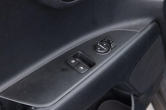 Kia Stonic - Afbeelding 8 van 30