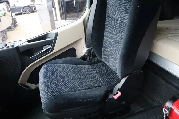 Mercedes-Benz Actros - Afbeelding 16 van 20