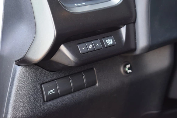 Lexus UX - Afbeelding 14 van 28