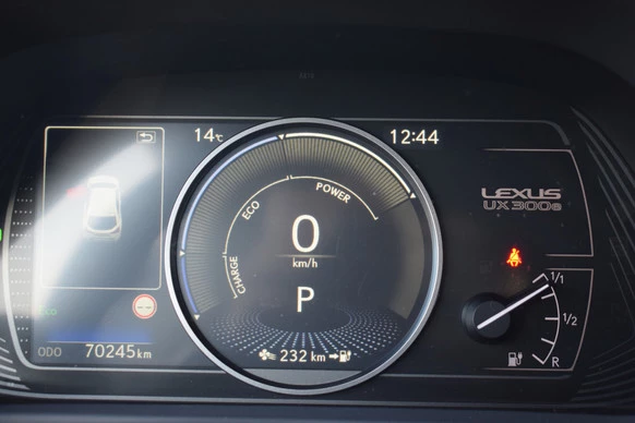 Lexus UX - Afbeelding 15 van 28