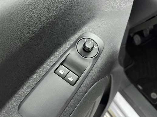 Opel Combo - Afbeelding 16 van 30