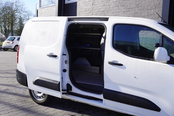 Opel Combo - Afbeelding 9 van 21