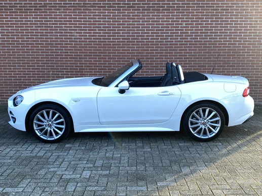 Fiat 124 Spider - Afbeelding 3 van 25
