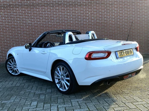 Fiat 124 Spider - Afbeelding 4 van 25