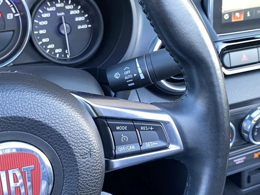 Fiat 124 Spider - Afbeelding 12 van 25