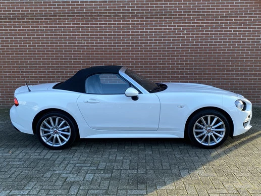 Fiat 124 Spider - Afbeelding 23 van 26