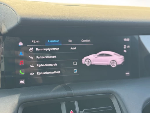 Porsche Taycan - Afbeelding 24 van 30