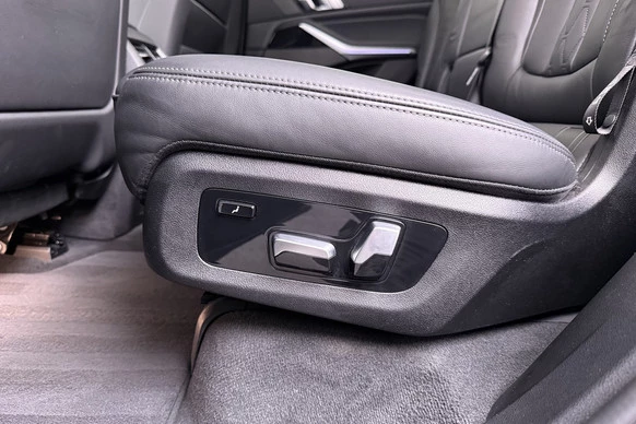 BMW X5 - Afbeelding 18 van 30