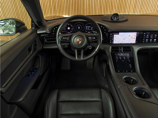 Porsche Taycan - Afbeelding 12 van 30