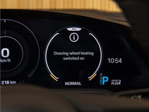 Porsche Taycan - Afbeelding 26 van 30