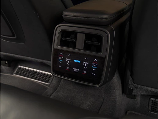 Porsche Taycan - Afbeelding 29 van 30