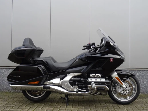 Honda GL 1800 - Afbeelding 1 van 16