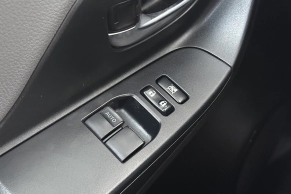 Toyota Yaris - Afbeelding 14 van 25