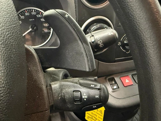 Peugeot Partner - Afbeelding 8 van 30