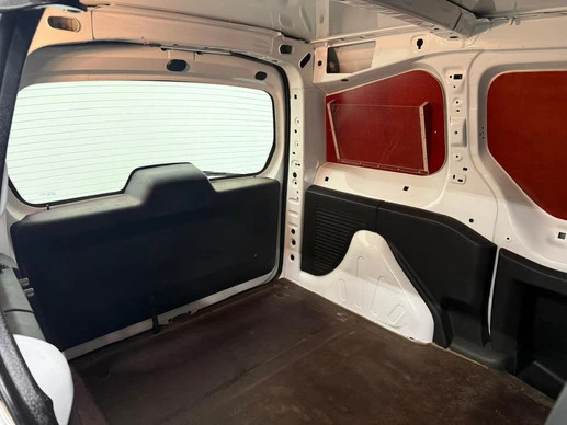 Peugeot Partner - Afbeelding 23 van 30