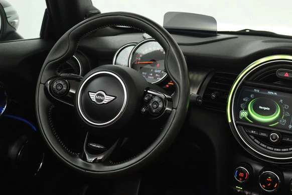 MINI Cooper S Cabrio - Afbeelding 3 van 24