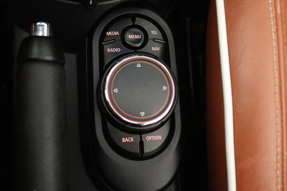 MINI Cooper S Cabrio - Afbeelding 6 van 24