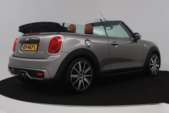 MINI Cooper S Cabrio - Afbeelding 11 van 24
