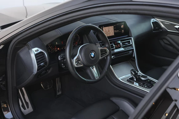 BMW 8 Serie - Afbeelding 10 van 30