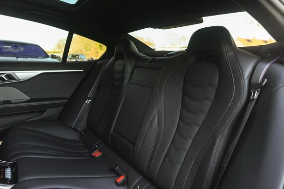 BMW 8 Serie - Afbeelding 12 van 30