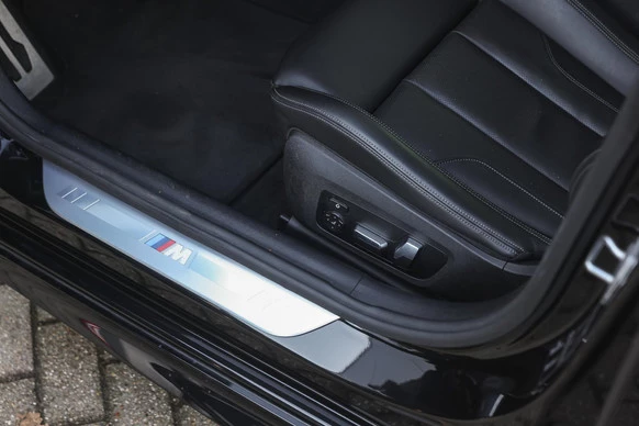 BMW 8 Serie - Afbeelding 15 van 30