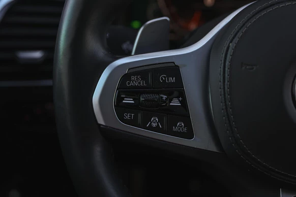 BMW 8 Serie - Afbeelding 16 van 30