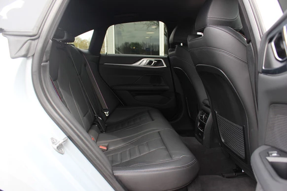 BMW i4 - Afbeelding 13 van 30