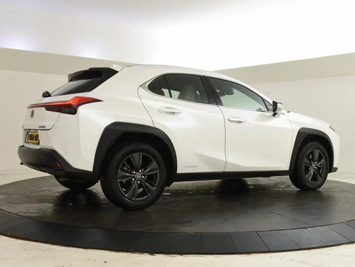 Lexus UX - Afbeelding 2 van 29