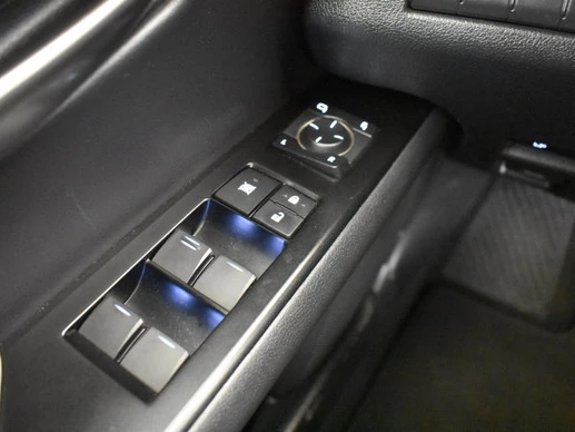 Lexus UX - Afbeelding 23 van 29