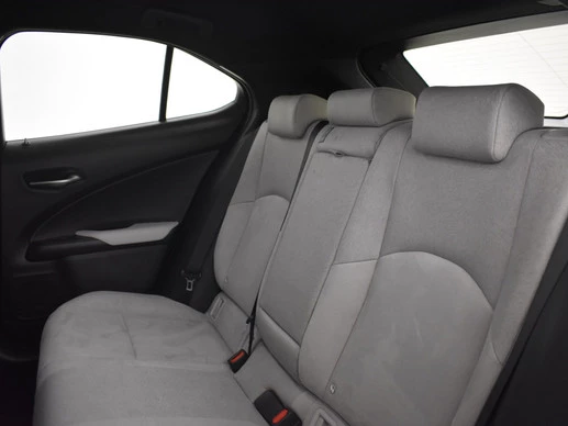 Lexus UX - Afbeelding 25 van 29