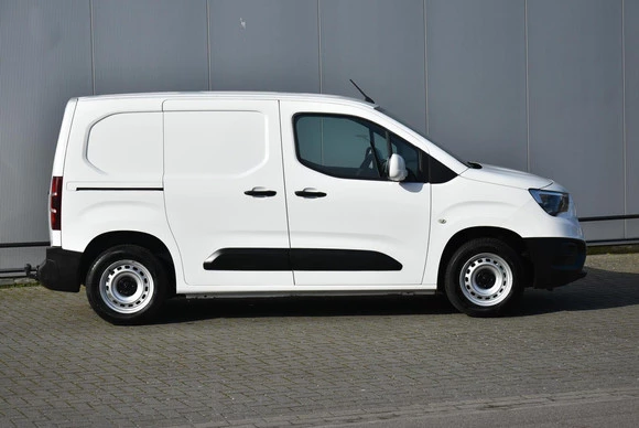 Opel Combo - Afbeelding 2 van 24