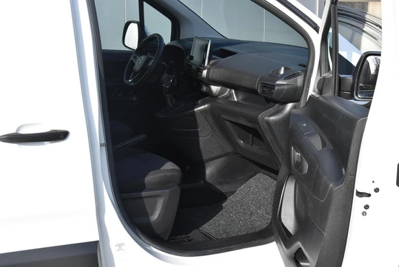 Opel Combo - Afbeelding 9 van 24