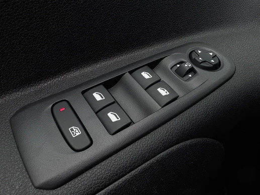 Opel Combo - Afbeelding 11 van 30