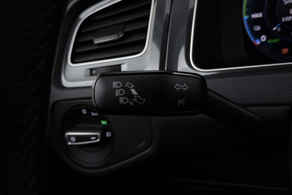 Volkswagen e-Golf - Afbeelding 29 van 30