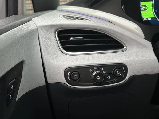 Opel Ampera-e - Afbeelding 13 van 30