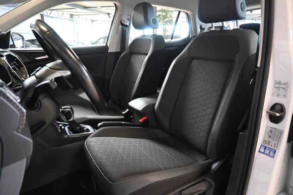 Volkswagen T-Cross - Afbeelding 22 van 30
