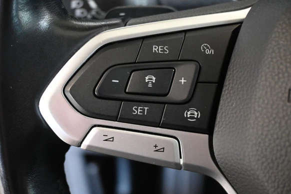 Volkswagen T-Cross - Afbeelding 27 van 30